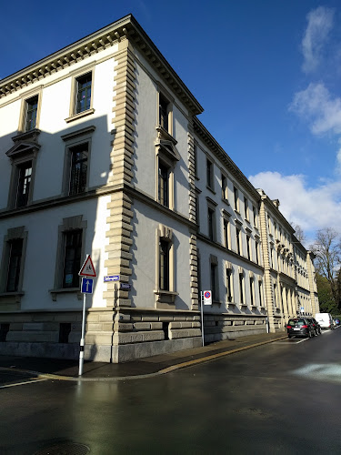Rezensionen über Schulhaus Schanzengraben in Zürich - Schule