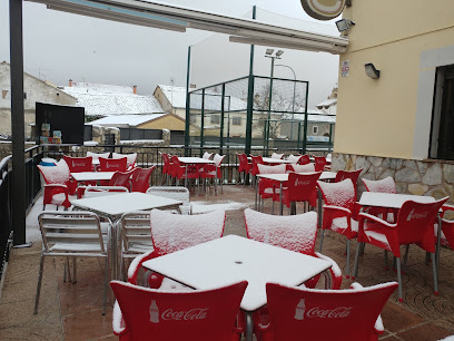 Bar Restaurante La Terraza - C. las Eras, 3, 40590 Santo Tomé del Puerto, Segovia, Spain