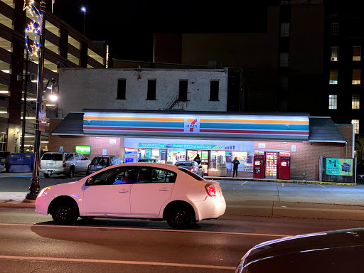 Convenience Store «7-Eleven», reviews and photos, 102 N 7th St, Allentown, PA 18101, USA