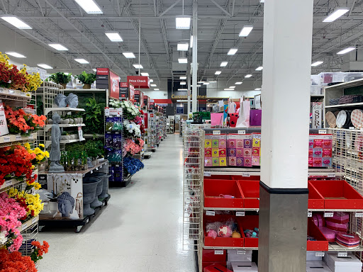 Craft Store «Michaels», reviews and photos, 1440 Old Country Rd Ste 400, Riverhead, NY 11901, USA