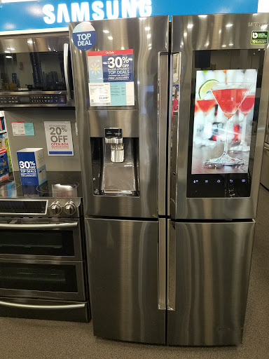 Electronics Store «Best Buy», reviews and photos, 2829 N Federal Hwy, Fort Lauderdale, FL 33306, USA