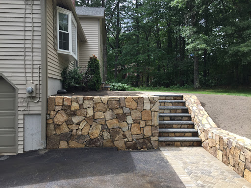 Retaining wall supplier Lowell