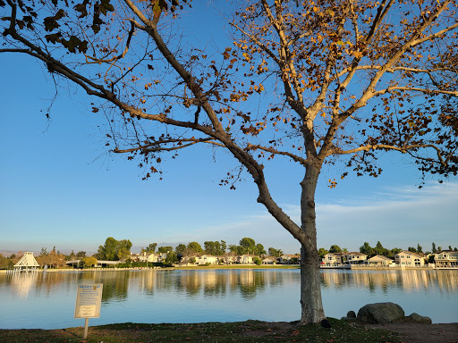 Park «Mike Ward Community Park Woodbridge», reviews and photos, 20 Lake Rd, Irvine, CA 92604, USA