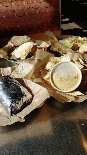 Mexican Restaurant «QDOBA Mexican Eats», reviews and photos, 5220 S Yale Ave, Tulsa, OK 74135, USA