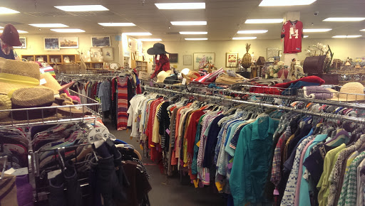 Thrift Store «Hospice of the Valley», reviews and photos, 8461 E McDonald Dr, Scottsdale, AZ 85250, USA
