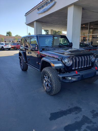 Used Car Dealer «Shaver Chrysler Dodge Jeep RAM & FIAT», reviews and photos, 3888 Thousand Oaks Blvd, Thousand Oaks, CA 91362, USA