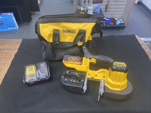 Pawn Shop «Dash 2 Cash Pawn Shop», reviews and photos, 1253 Morse Rd, Columbus, OH 43229, USA