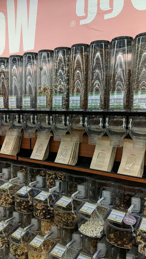 Supermarket «Hy-Vee», reviews and photos, 1403 N Veterans Pkwy, Bloomington, IL 61704, USA