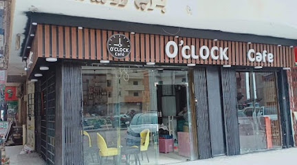 O'clock cafe