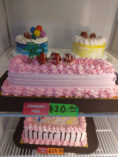 Mexican Grocery Store «La Azteca Taqueria & Market», reviews and photos, 452 TN-46, Dickson, TN 37055, USA