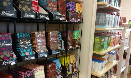 Gift Shop «Ten Thousand Villages», reviews and photos, 701 Gettysburg Pike, Mechanicsburg, PA 17055, USA