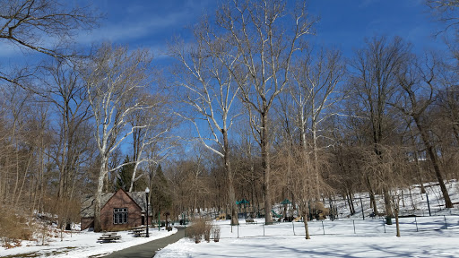 Park «Grover Cleveland Park», reviews and photos, Brookside Ave & Runnymede Rd, Essex Fells, NJ 07021, USA