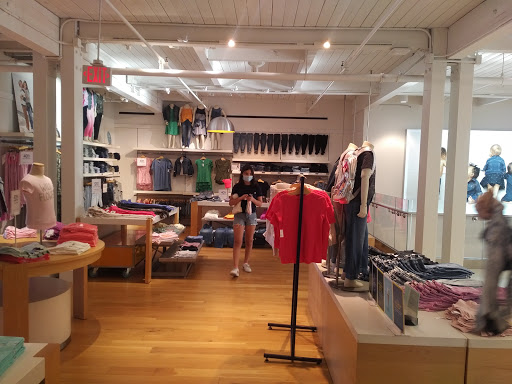 Clothing Store «Gap», reviews and photos, 125 Main St, Westport, CT 06880, USA