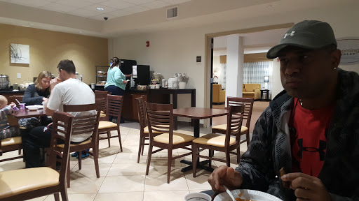 Hotel «Sleep Inn & Suites And Indoor Water Park», reviews and photos, 1840 N Church Rd, Liberty, MO 64068, USA