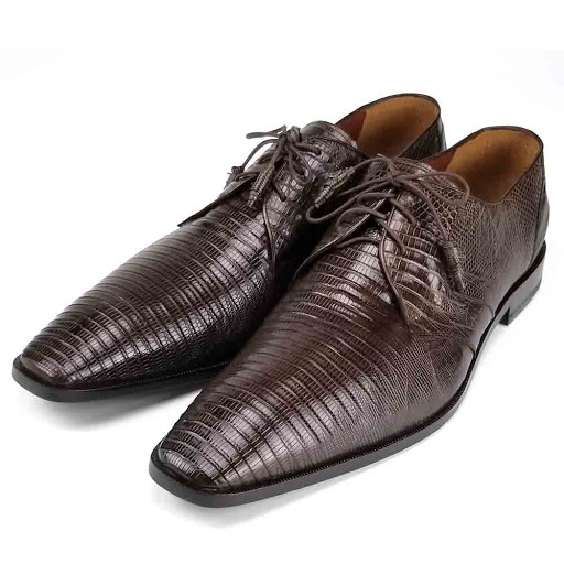 Shoe Store «Arrowsmith Shoes», reviews and photos, 5250 Old Orchard Rd #300, Skokie, IL 60077, USA