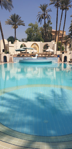 Places to celebrate birthdays with swimming pool in Cairo