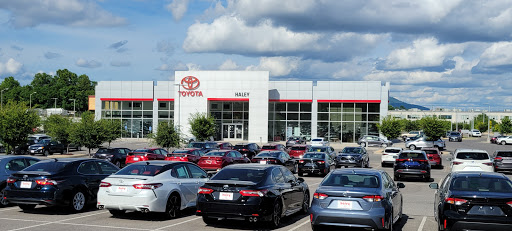 Toyota Dealer «Haley Toyota of Roanoke», reviews and photos, 1530 Courtland Rd NE, Roanoke, VA 24012, USA