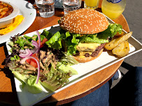 Hamburger du Restaurant Mademoiselle Raymonde à Paris - n°2