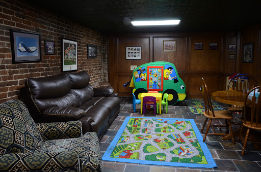 Funeral Home «Moore-Cortner Funeral Home», reviews and photos, 300 1st Ave NW, Winchester, TN 37398, USA