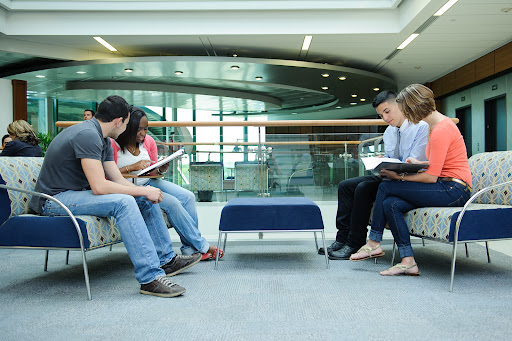 Technical School «New England Institute of Technology», reviews and photos