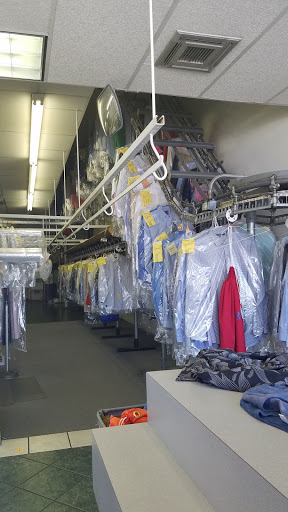 Dry Cleaner «The Woodlands Cleaners», reviews and photos, 2260 Buckthorne Pl # 193, The Woodlands, TX 77380, USA