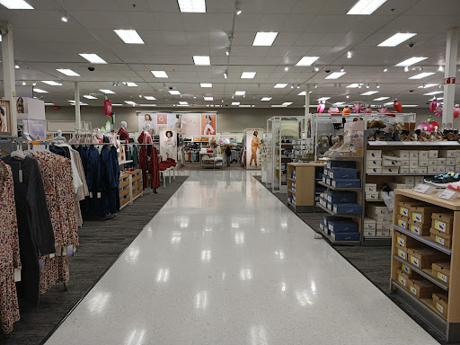 Department Store «Target», reviews and photos, 6850 Ridge Rd, Parma, OH 44129, USA