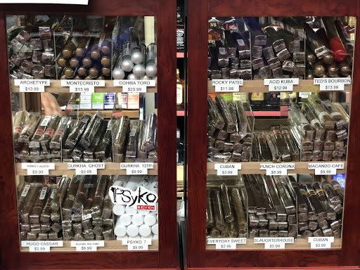 Liquor Store «Mableton Bottle Shop», reviews and photos, 757 Veterans Memorial Hwy SW, Mableton, GA 30126, USA