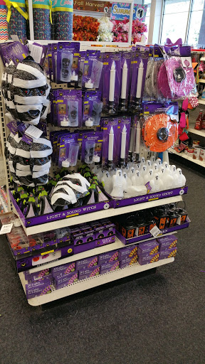 Dollar Store «Dollar Tree», reviews and photos, 1832 Leithsville Rd, Hellertown, PA 18055, USA