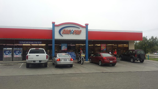 Stripes, 14580 River Rd, Canyon Lake, TX 78133, USA, 