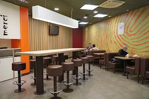 McDonald’s Restaurant image