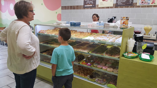 Donut Shop «Sweet Spot Donuts», reviews and photos, 3105 Ira E Woods Ave #130, Grapevine, TX 76051, USA