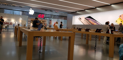 Computer Store «Apple Washington Square», reviews and photos, 9585 SW Washington Square Rd, Tigard, OR 97223, USA