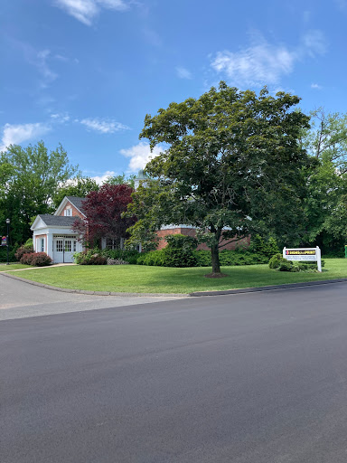 Commercial Printer «Signs Plus Print», reviews and photos, 3 Turkey Hills Rd, East Granby, CT 06026, USA