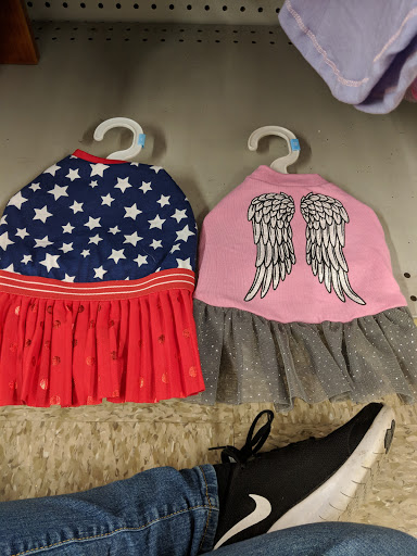 Pet Supply Store «PetSmart», reviews and photos, 12375 SW Walker Rd, Beaverton, OR 97005, USA