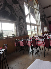 Atmosphère du Restaurant français Centre Routier de Bonsecours à Sévérac-d'Aveyron - n°18