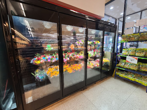 Supermarket «Fine Fare Supermarket», reviews and photos, 126 Clarke St, Brentwood, NY 11717, USA