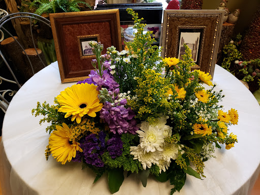 Florist «Rose 4 U Florist», reviews and photos, 116 N 11th St, Philadelphia, PA 19107, USA