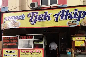 Pempek Tjek Akip image