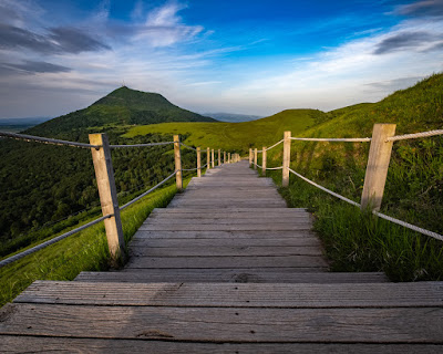 Cool Under Canvas, Glamping in the Puy de Dôme à Miremont