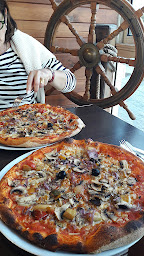Photo n°95 de Pizza Bruno Les Trois Îles à Hyères ()