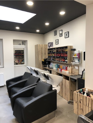 C.mixt Coiffure Sarl à Péronne