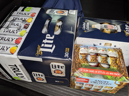 Liquor Store «Turnpike Wine & Spirits», reviews and photos, 1943 Berlin Turnpike, Berlin, CT 06037, USA