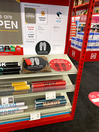 Office Supply Store «Staples», reviews and photos, 2424 W Brandon Blvd, Brandon, FL 33511, USA