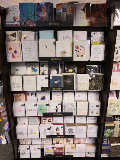 Book Store «Barnes & Noble», reviews and photos, 1542 Northern Blvd, Manhasset, NY 11030, USA