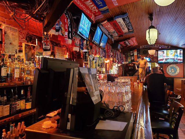 The Lucky Bar by null