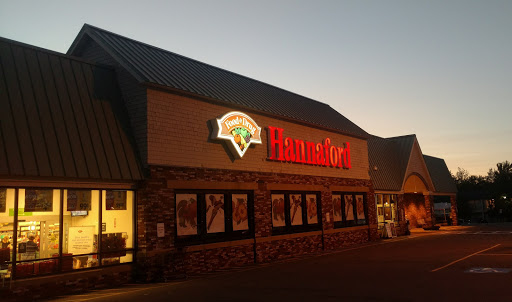 Hannaford Supermarket, 225 High St, Ellsworth, ME 04605, USA, 