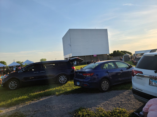 Drive-in Movie Theater «Blue Grass Drive-In Theater», reviews and photos, 774 W Mayne St, Blue Grass, IA 52726, USA