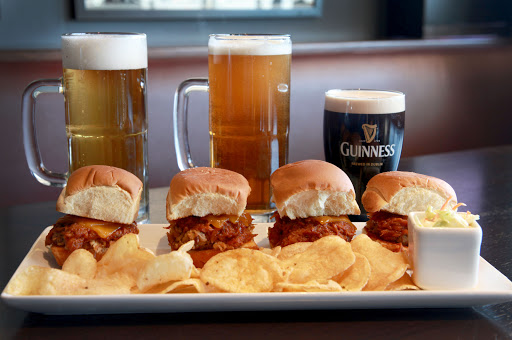 Sports Bar «House of Music & Entertainment», reviews and photos, 1227 N Rand Rd, Arlington Heights, IL 60004, USA