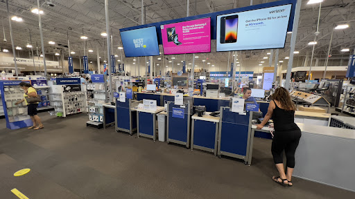 Electronics Store «Best Buy», reviews and photos, 2 International Dr, Danbury, CT 06810, USA