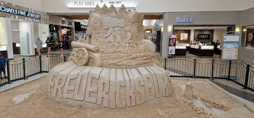 Shopping Mall «Spotsylvania Towne Centre», reviews and photos, 137 Spotsylvania Mall Dr, Fredericksburg, VA 22407, USA